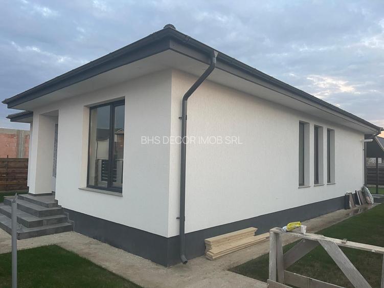 Crevedia, Casa Individuala, teren suprafata 500 mp, Finisaje premium - 2