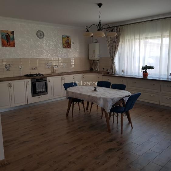 Casă de vânzare Năvodari str Bradului nr 1 bis - 9