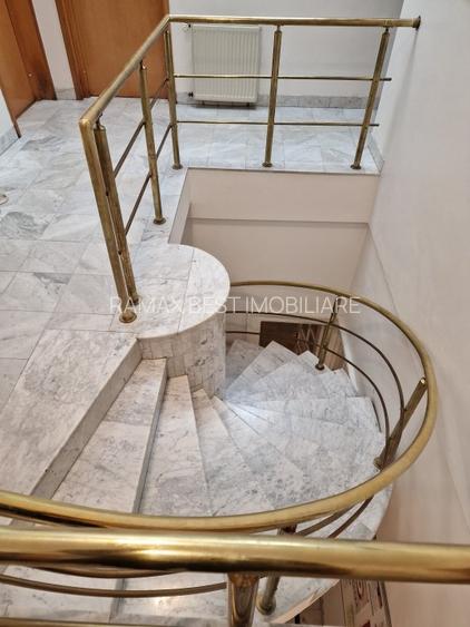 Piata Unirii, Mitropolie, 10 minute metrou, vila deosebita, strada Profesorilor, - 12