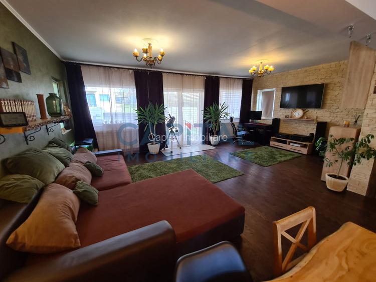 Casa frumoasa la cheie, central Dezmir - 6