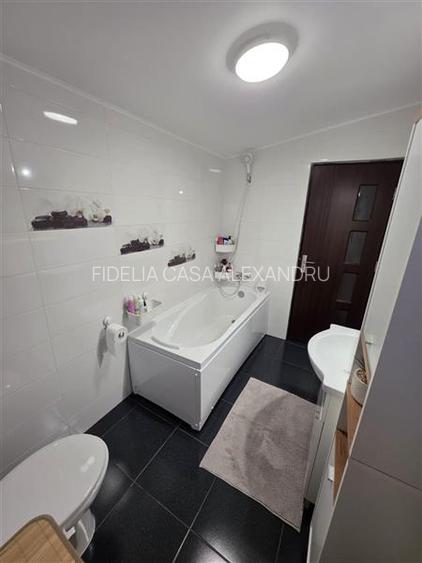 Apartament cu 2 camere de vanzare,  Panoramic Residence Galata - 8