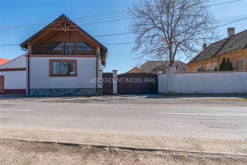 Clasa A, rezidential/ servicii/ investitional, 2.240 mp teren,Central,Halchiu,Br - 31