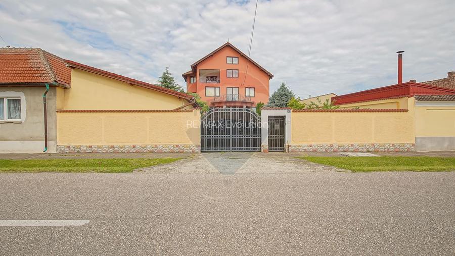 VILA SANNE – 10 camere, teren 1300 mp, Hălchiu - 8