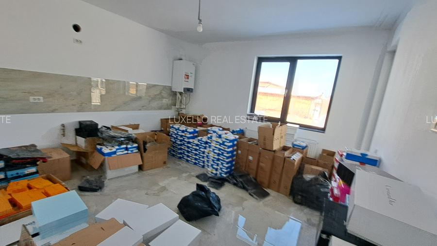 VILA SUPERBA CU 5 CAMERE  IN COMPLEX REZIDENTIAL CU CIRCUTI INCHIS - 19