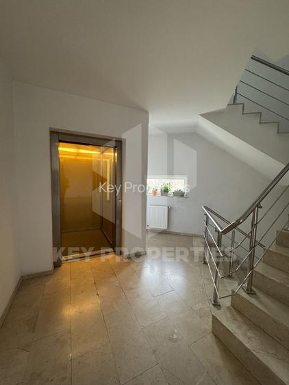 Mosilor, duplex, bloc nou de 3 etaje. Comision 0. - 12