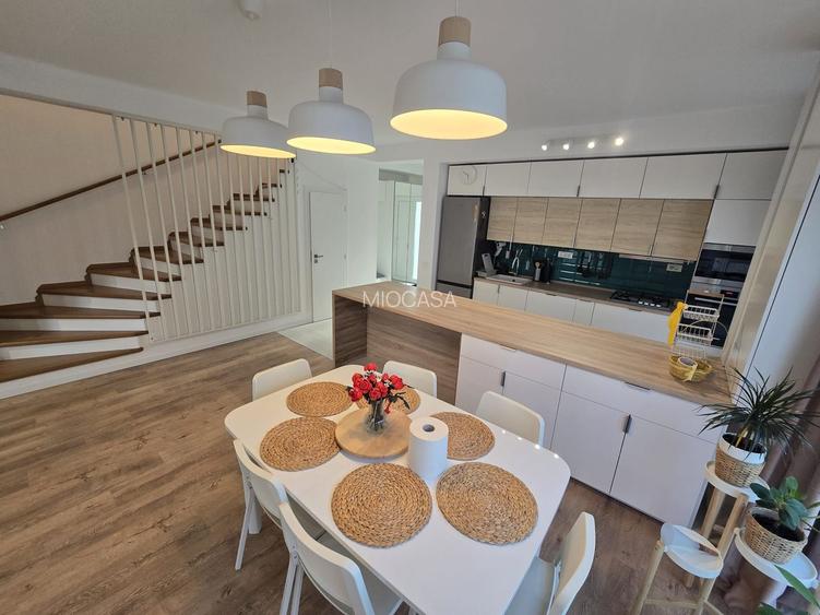 Duplex superb de inchiriat. 3 Dormitoare. Complet mobilat si utilat. - 2