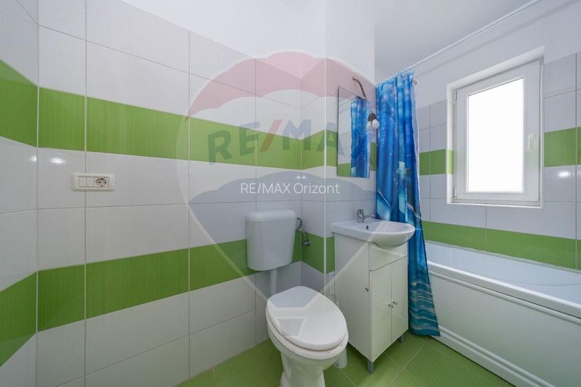 Apartament cu 3 camere de închiriat - 6