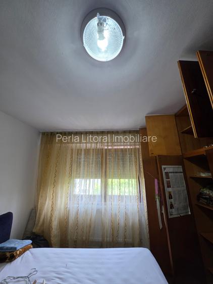 Scoala 30 - apartament cu 4 camere, decomandat - 4