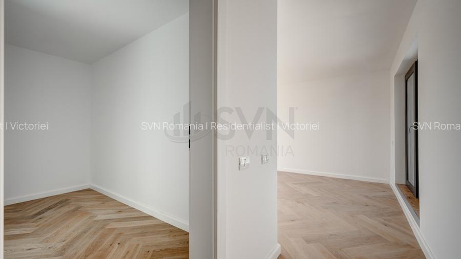 REV2004358 Casa in complex nou Corbeanca vedere lac - 7