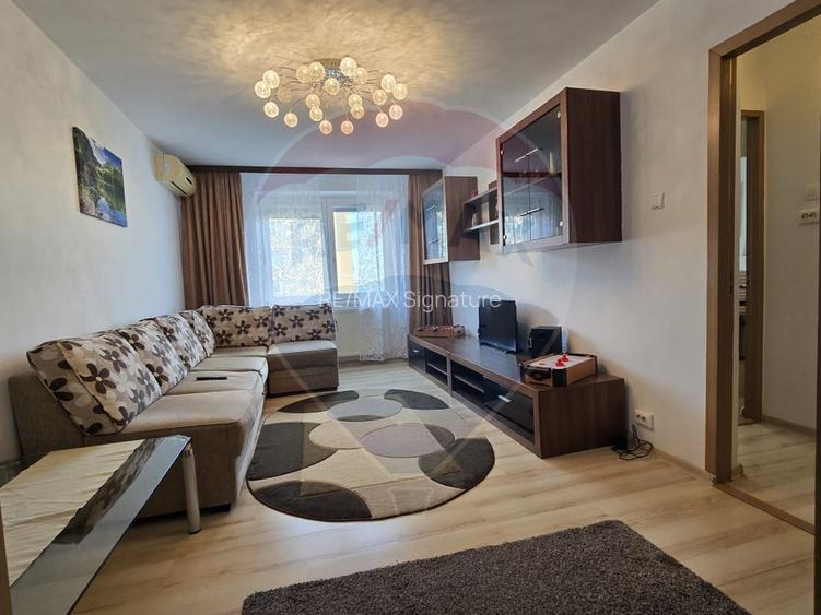 DE INCHIRIAT Apartament cu 3 camere în zona Crangasi - 2