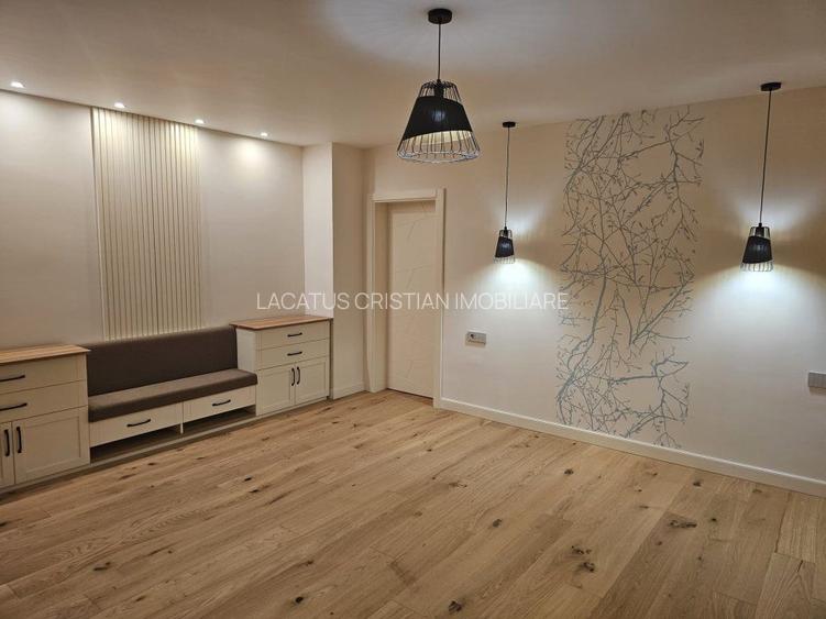 VILA LUX  D+P+1+M ZONA FALEZA NORD - 5