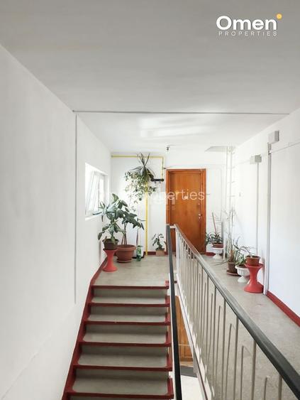 Apartament 4 camere cu garaj ,  b-dul Unirii 118 900 euro - 5