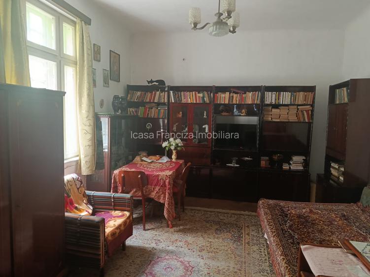 Casă de vânzare – 5 camere într-o vilă interbelică, 125 mp - 11