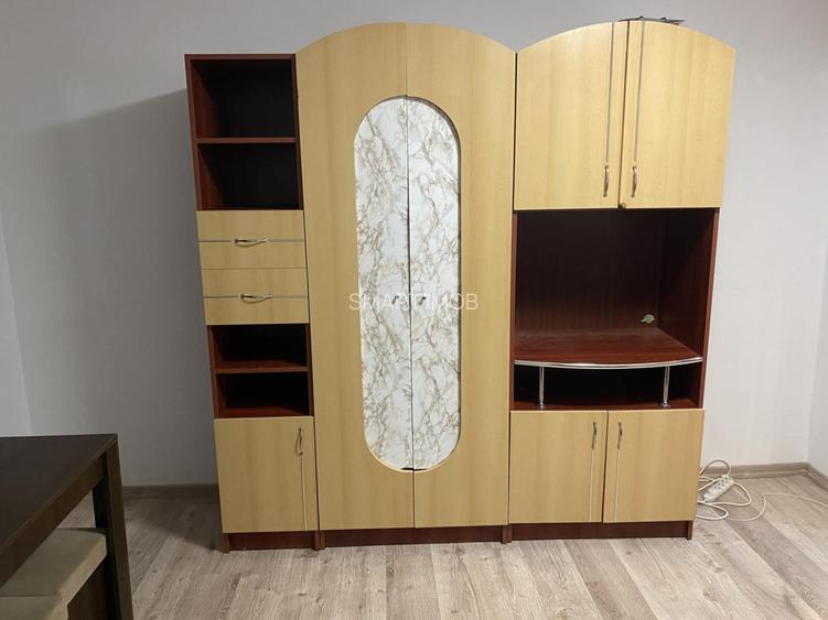 Garsoniera 22mp zona Spital Judetean mobilata 23.000eur neg - 5