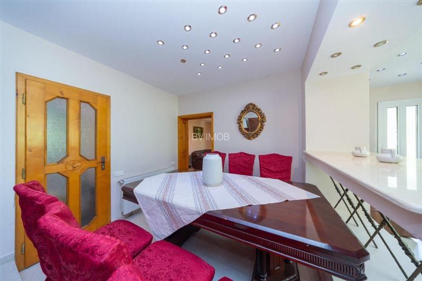 Vanzare apartament 3 camere in Vila pe Drumul de Poiana - 20