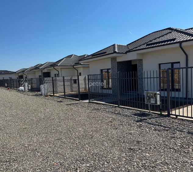 Oportunitate, te muti imediat, case parter+pod Buftea - 10