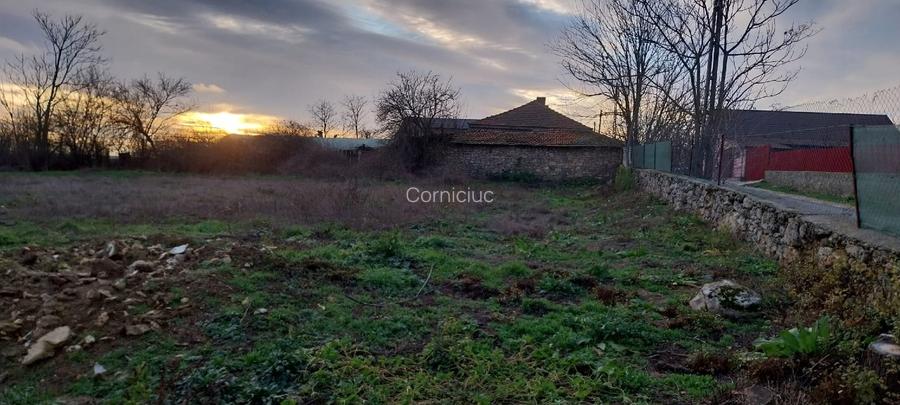 Casa de vânzare  in sat Plopeni la 40 km de Techirghiol  - 3