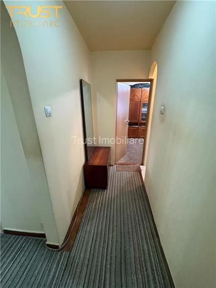 3 Camere I 66 MP I Boxa 25 MP I Manastur - 9