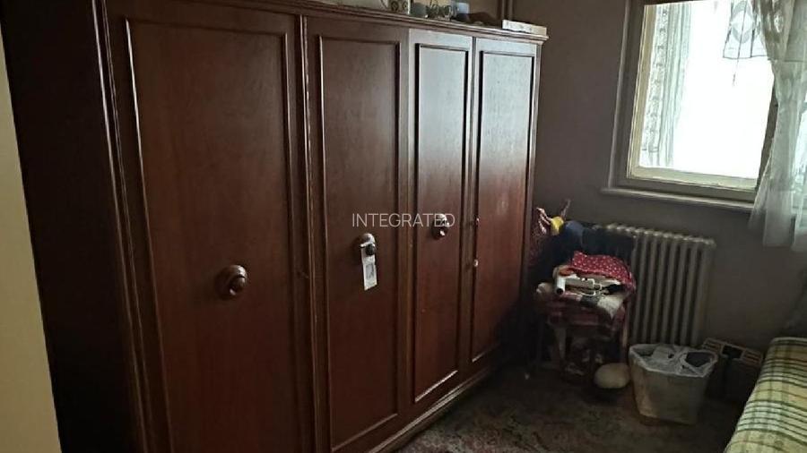 CALEA GIULESTI, Apartament cu 3 camere semidecomandat - 60 mp - parter - 10