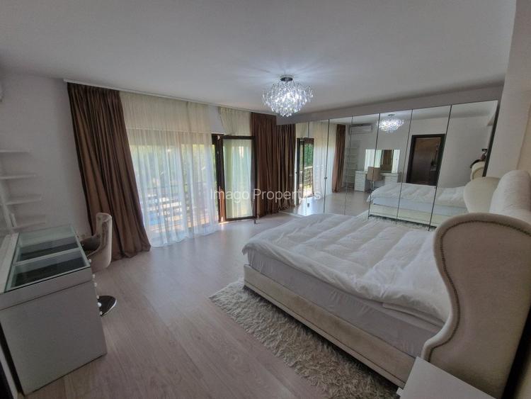 Vila amplasata pe malul lacului - 14