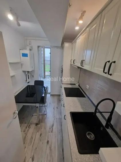 2 Camere 10 min Metrou Teclu I Mobilat si Utilat  I Loc Parcare - 10