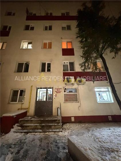 2 CAMERE PIATA RESITA - 4