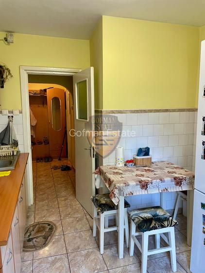 Apartament 3 camere, zona Dacia,  Bd. Tomis 72 mp et 4/4 - 13