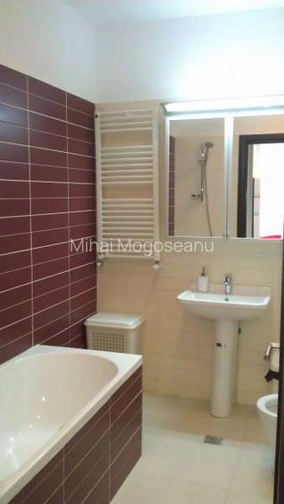 Centru si liniste deasupra orasului, 2 camere mobilate si parcare interioara - 5