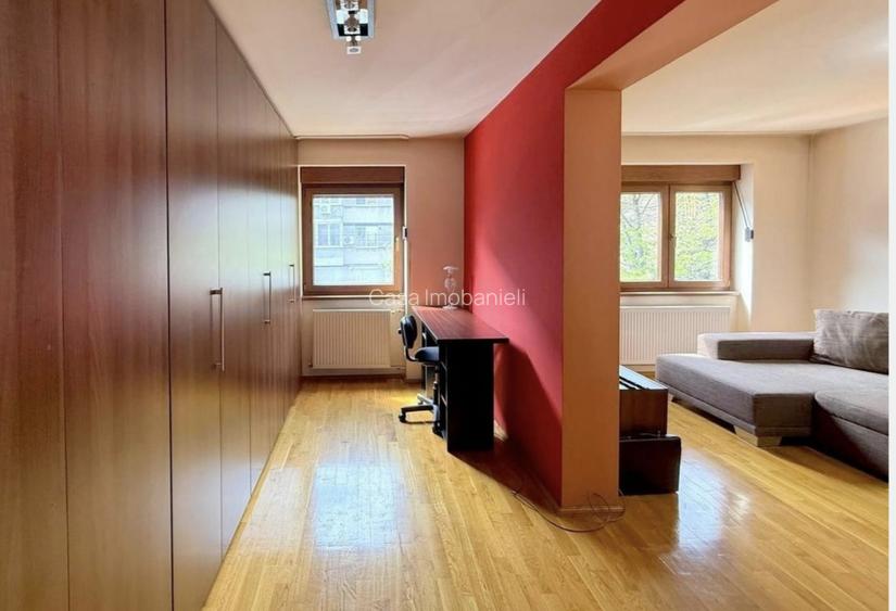 De vânzare – Apartament 4 camere, Zona Medicina - 7
