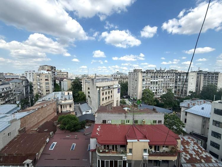 Apartament 4 camere decomandat, bloc reabilitat din 1980, Piata Amzei  - 13