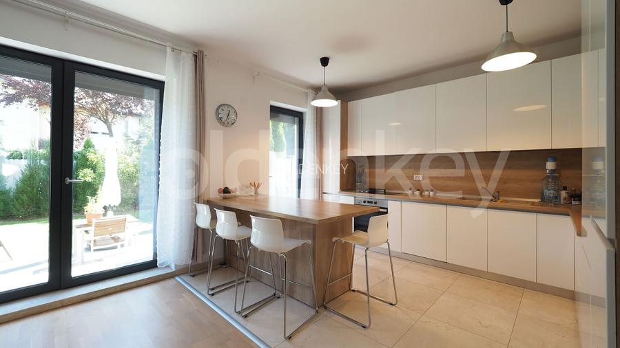 Vila moderna in stil britanic | 4 dormitoare | finisaje premium - 5