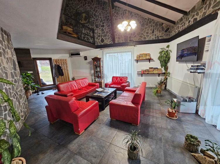 Pensiune + 2 Case, Piscina, Iaz, Garaj, Curte 3.200 mp, panouri |VIDEO - 17