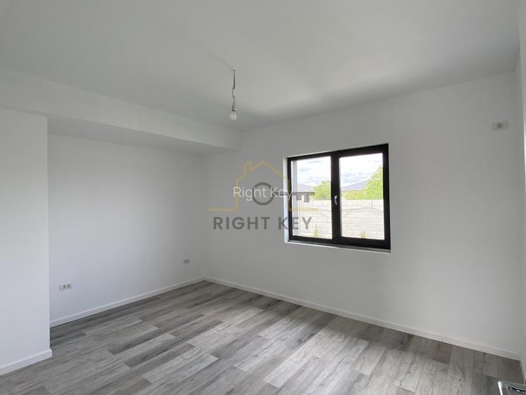 Case parter 4 cam, 380mpt, asfalt, parc, toate utilitatile!Comision 0% - 7