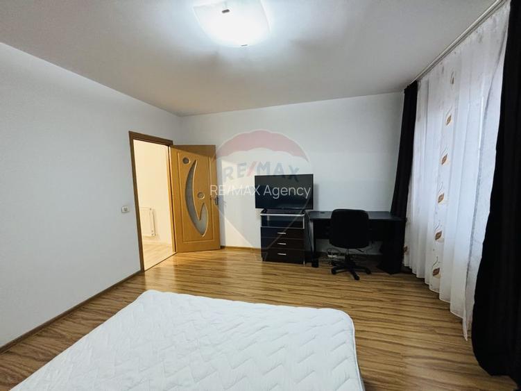 Apartament spatios de vânzare 2 camere EROILOR . VOLUNTARI A3 - 9