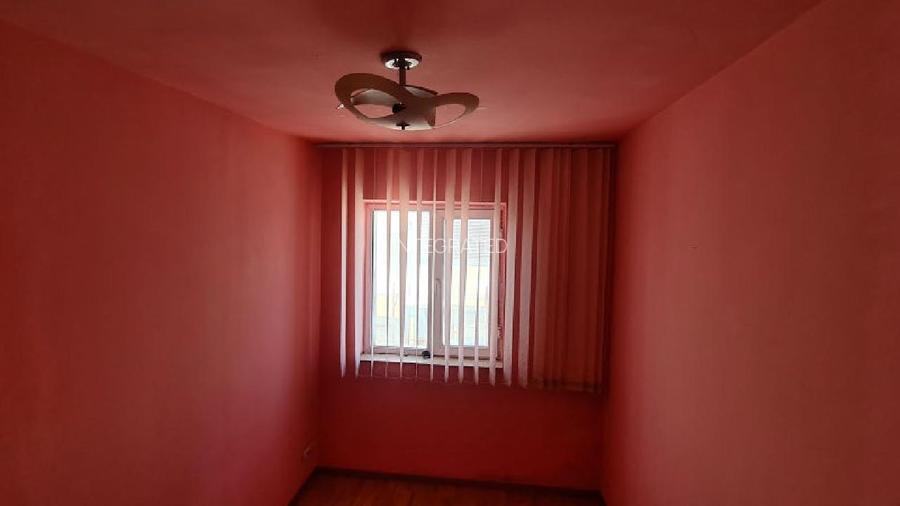 CARTIER PROGRESUL - SLATINA, Apartament cu 3 camere - 40 mp - etaj 4/4, Str - 6