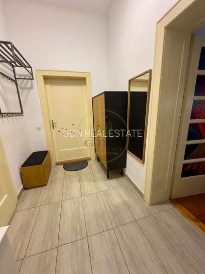 Se vinde casa la pret de apartament, zona centrala, str. Lupeni. - 16
