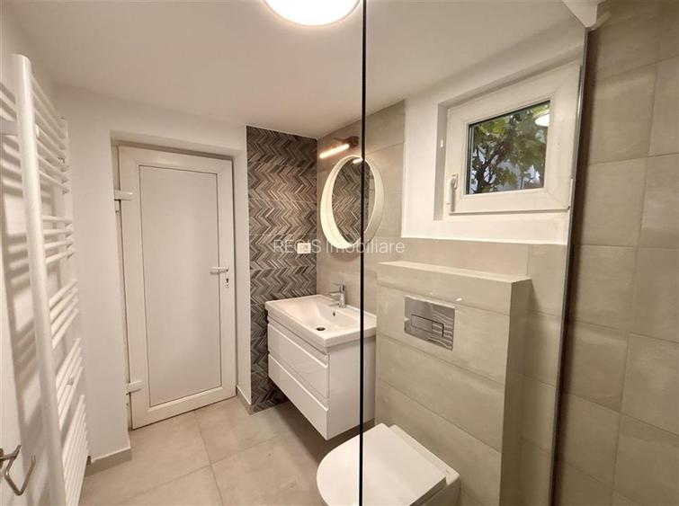 Casa 5 camere | Curte | Renovata 2025 | Codrul Cosminului - 13