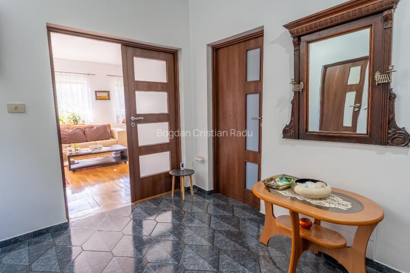 Proprietate  în Cristian, Brașov – Casă cu 4 dormitoare +Apartament independent  - 6