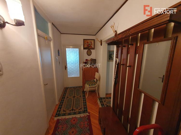 Apartament 3 camere, decomandat, etaj 1, zona Vladeasa - 10