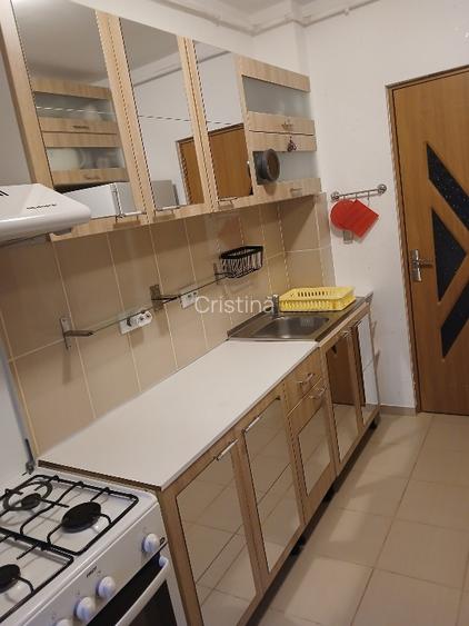 Proprietar vand apart. 2 camere decomandat mobilat utilat Solstitiului 27 - 9