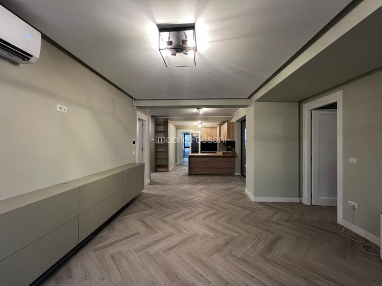 Apartament 4 camere-et 2/5-1300€/mp TVA inclus - 4