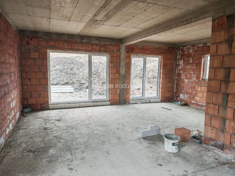 Casa individuala D+P+E cu garaj 220 mp utili, 550mp teren - Chinteni - 3