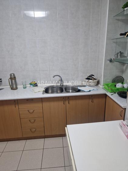 BD. CHISINAU X BD. BASARABIA, - 16