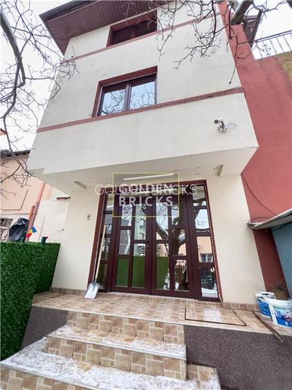 Banu Manta | Primaria Sector 1 | Metrou | 5 camere | Curte - 2