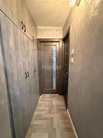 KIRIAC - ETAJ 2 - CENTRALA PROPRIE - 3 CAMERE - 2 BAI - RENOVAT - 12