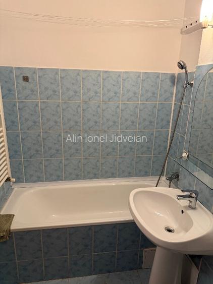 Apartament 1 camera -str Plopilor - 5