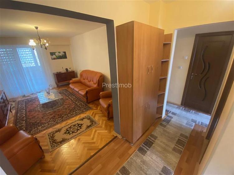 Apartament cu 3 camere de inchiriat in Tudor - 7