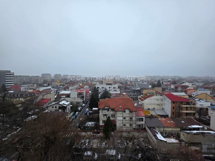 Piata Victoriei - apartament modern .-  3 camere decomandate . Renovat ! - 20