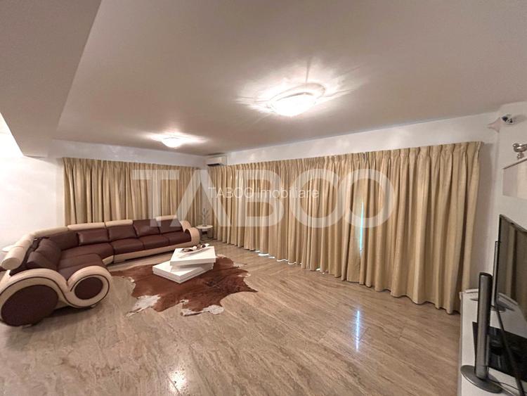 Casa de vanzare cu 5 camere 2 balcoane garaj incalzit 2 bai in Sibiu - 23