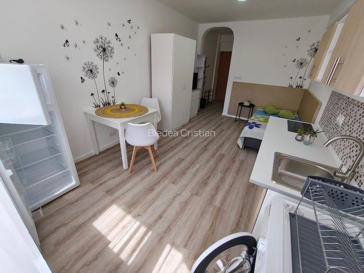 Inchiriez garsoniera, toate cheltuielile incluse, prima inchiriere! - 2